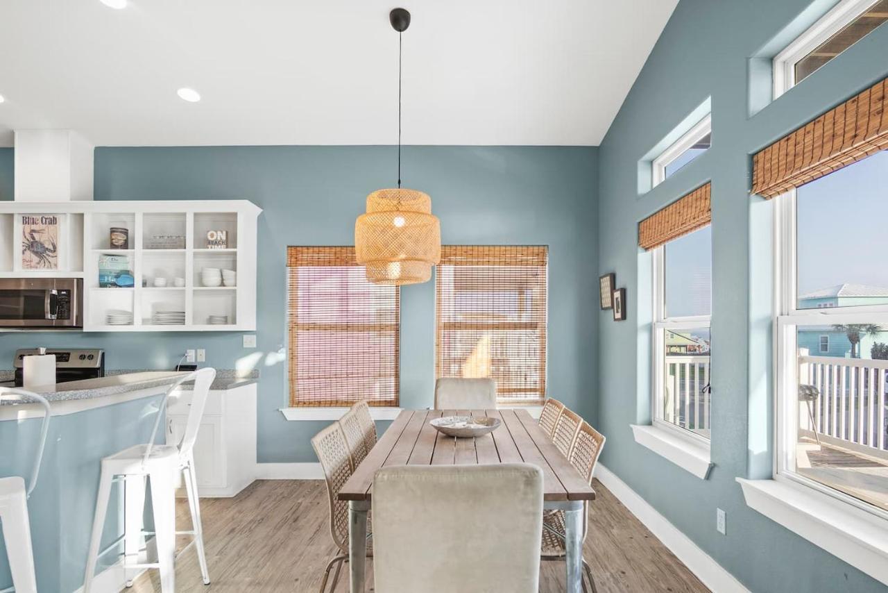 New 5 Bdrm W/Pool, Observation Deck Walk To Beach! Port Aransas Eksteriør billede
