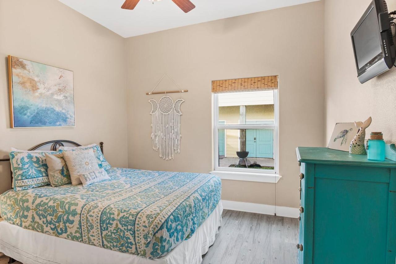 New 5 Bdrm W/Pool, Observation Deck Walk To Beach! Port Aransas Eksteriør billede